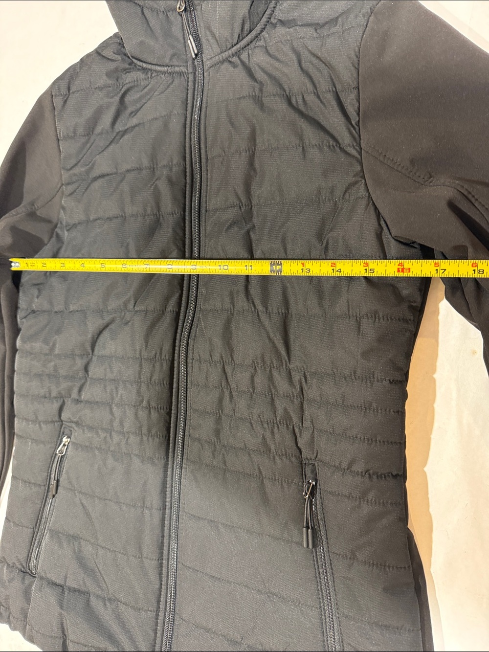 New Balance Black Quilted Hybrid Running Jacket with Hood Small - Picture 11 of 13